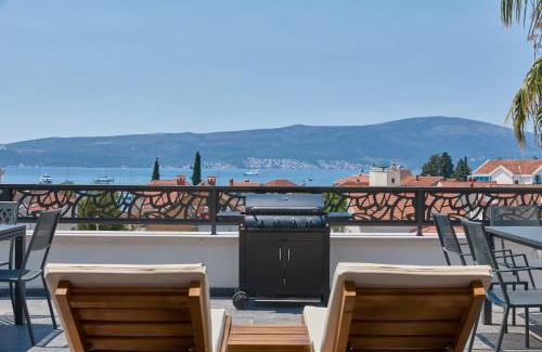Donja Lastva Apartment | Moderna Luxury Apartments with HEATED pool