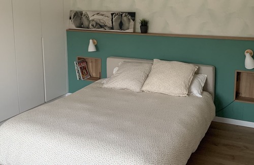 Les Franqueses del Valles Ski Chalet | Moderna Villa, en un Entorno Rural, Entre la Costa Brava y Barcelona