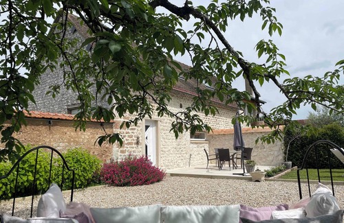 Bouafles House | Moderne, Confortable, Décoré Avec Soin, Gîte à Bouafles, en Haute-normandie