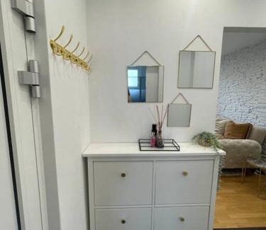 Bruck an der Leitha Apartment | Moderne Wohnung in der nähe vom Parndorf Outlet!