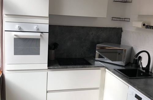 Krampfervorstadt Condo | Modernes Appartment am Malzwerk, 55qm