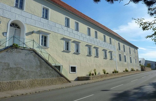 Gars am Kamp Apartment | Modernes, Renoviertes Appartement mit 52qm