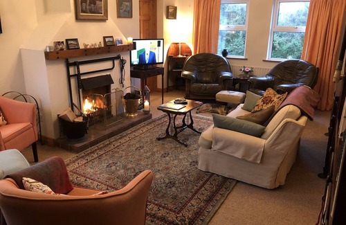 Castlegregory House | Modernised comfortable cottage close to blue flag beaches on the Dingle way
