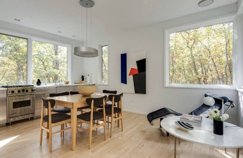 Water Mill House | Modernist treehouse nestled in nature w/access to pvt tennis minutes to ocean.