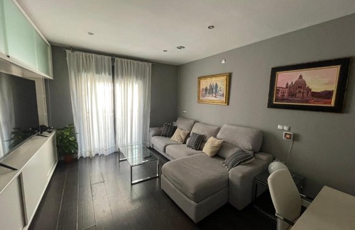 Almeria Centro Apartment | Moderno APARTAMENTO con PLAZA DE GARAJE en PLENO CENTRO DE ALMERÍA