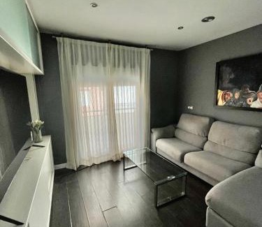 Almeria Centro Apartment | Moderno APARTAMENTO con PLAZA DE GARAJE en PLENO CENTRO DE ALMERÍA