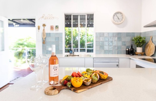 Moffat Beach House | Moffat Beach Retreat, Pet-friendly & Ocean Views