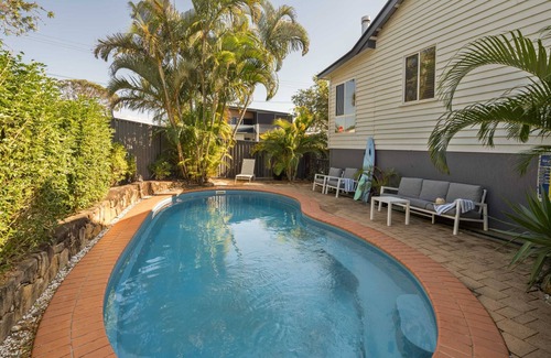 Moffat Beach House | Moffat Beach Retreat, Pet-friendly & Ocean Views