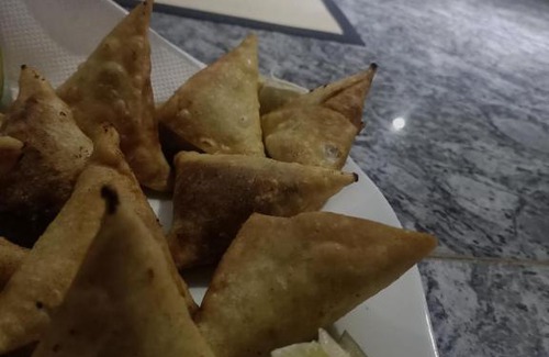 Ugunja Hotel | Mojoh Inn Hotel
