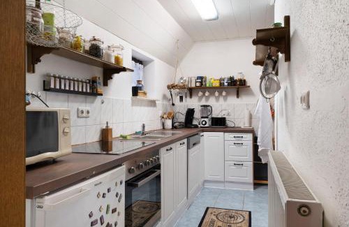 Elmlohe Apartment | Mole Valley Ranch Fewo2