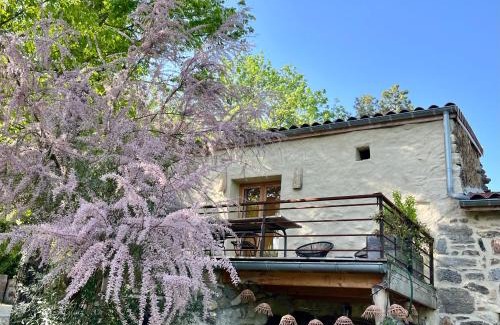 Alboussiere Bed & Breakfast | Molinot Gîtes Nature & Confort
