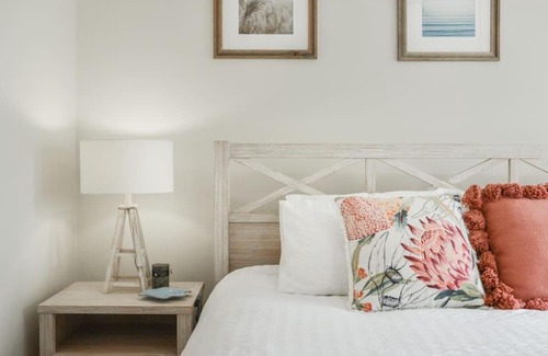 Capel Sound Apartment | Moments from the Beach