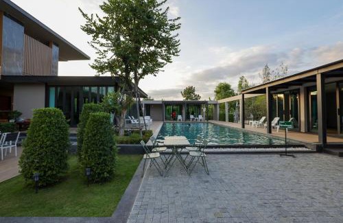 Na Chueak Hotel | Momtikcamp Hotel