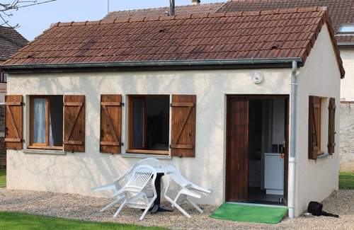 Seurre Apartment | Mon Studio dans la Prairie : Tiny House