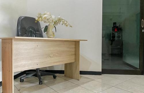 Darmo Hotel | Monalisa Homestay Mitra RedDoorz