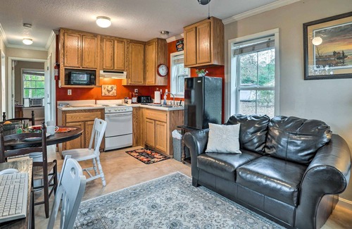 Swartz Cottage | Monroe Cottage < 12 Mi to Downtown!