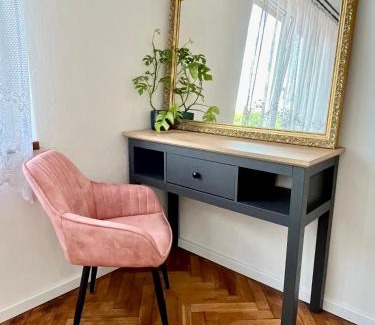 Kolin 2 Apartment | Monstera I
