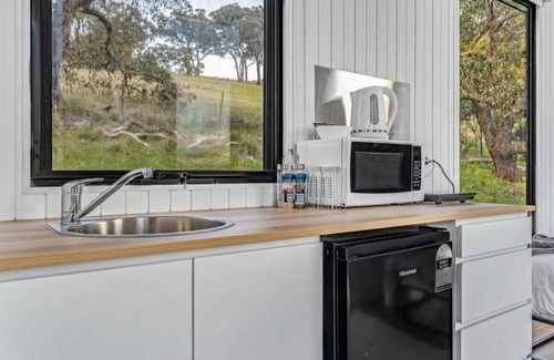 Ararat House | Montara Views 2 by Tiny Away
