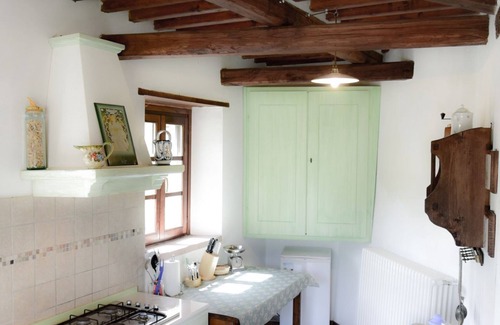 Arcidosso Apartment | Monte Amiata flat with veranda