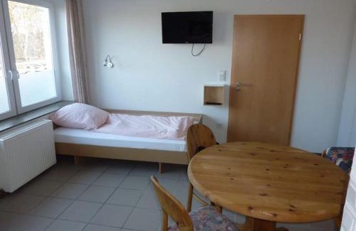 Kirchweyhe Apartment | Monteurwohnung 2 Zimmer 5 Betten, Küche, Bad, Waschmaschine