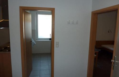 Kirchweyhe Apartment | Monteurwohnung 2 Zimmer 5 Betten, Küche, Bad, Waschmaschine