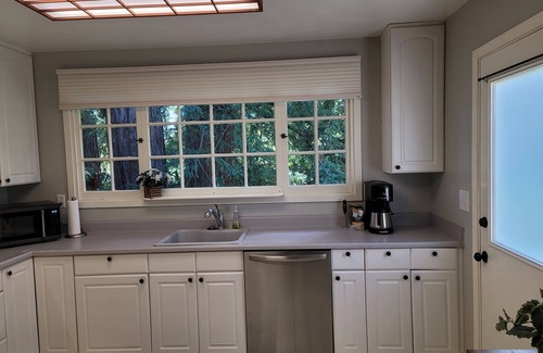 Monterey House | Monthly Rental - Great for extended staysnClose to Downtown & Attractionsn