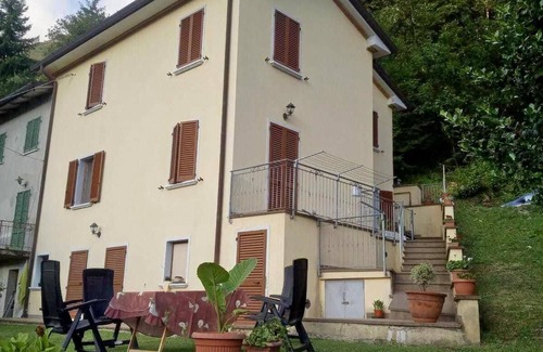 Seravezza House | MONTI&MARE "comfortable refuge in the Apuan Alps."