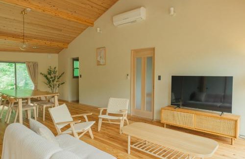 Hakone Hot Springs Villa | moon hakone