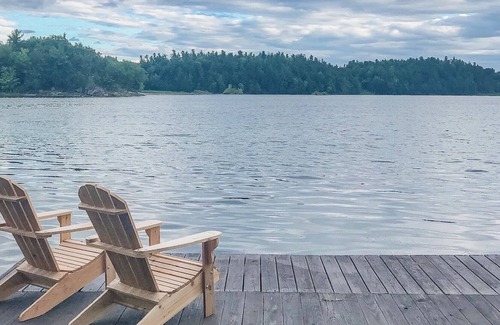 Theresa Cottage | Moon Lake Retreat-bright, clean, peaceful ADK/TI getaway steps from water