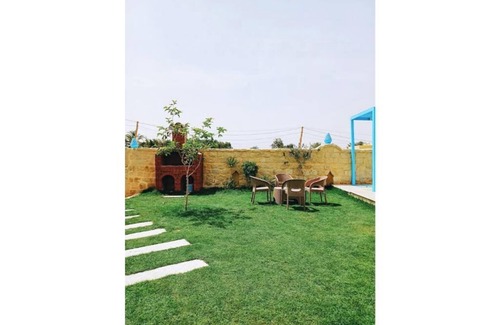Yusuf as-Sidiq Villa | Moon Light Villa - Tunis Village