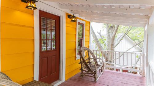 Satin Cabin | Moon River Ranch