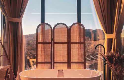 Comarnic Cabin | Moon Valley Comarnic