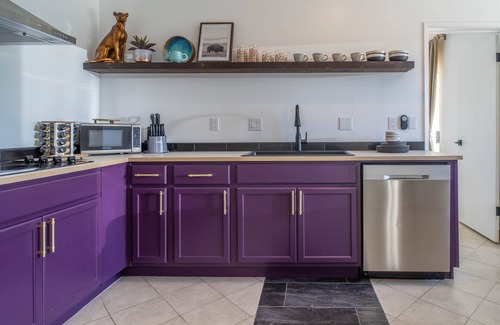 Desert Hot Springs Apartment | Moonlite Nights Desert Stay w Soaking Tub