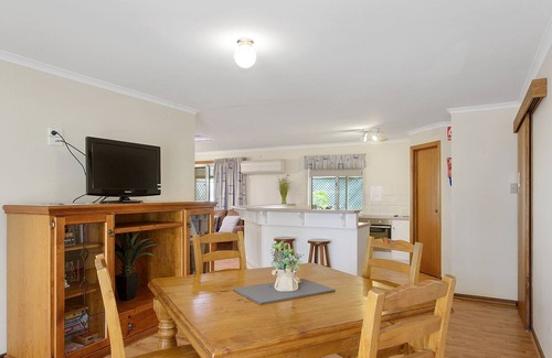 Moonta Bay Cabin | Moonta Bay Accommodation