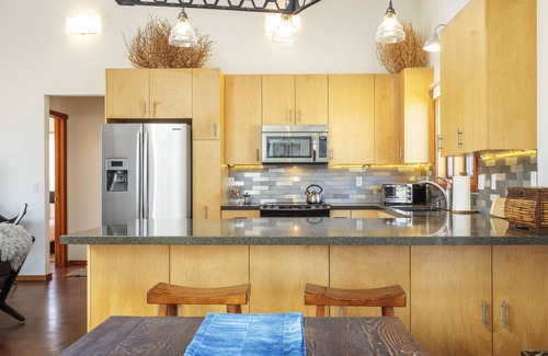Joshua Tree House | šµ MoonView Modern | Hot tub, BBQ & Private Pool šµ