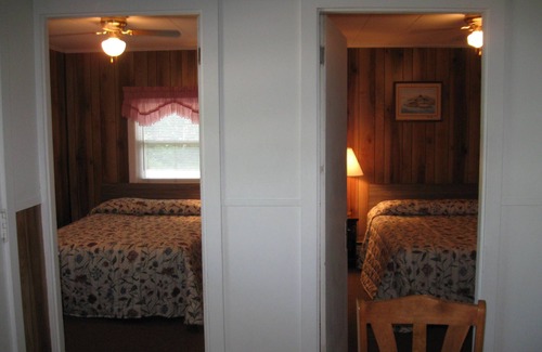 Upper Village Hotel | Moose Brook Motel