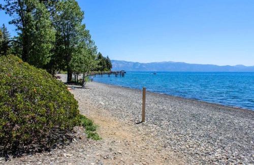 Carnelian Bay House | Moose Cabin Year Round Outdoor Fun w BBQ