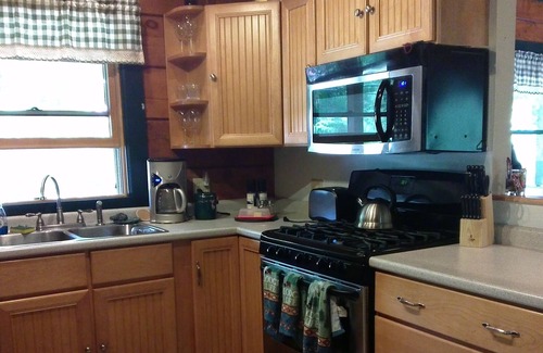 Effingham House | MOOSE LODGE Beautiful log cabin near Ossipee Lake