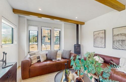 Tabernash House | Moose Mountain Lodge