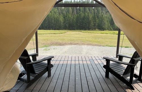 Marion RV Rental | Moose Tracks Glamper