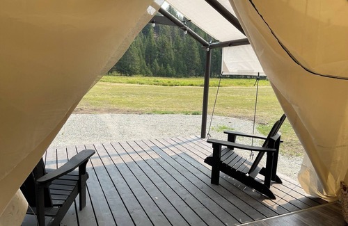 Marion RV Rental | Moose Tracks Glamper