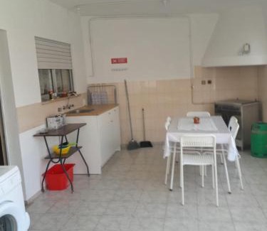 Vieira de Leiria House | Moradia Maria Do Ceu