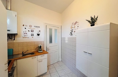 Saint Pauli Apartment | More St. Pauli is hardly possible! Reeperbahn, Beatles Platz and Gr. Freedom