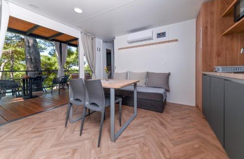 Gradac Resort | MORENIA Park Villas