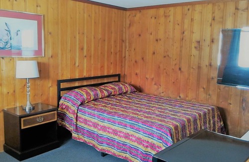 Paris Hotel | Morley Motel