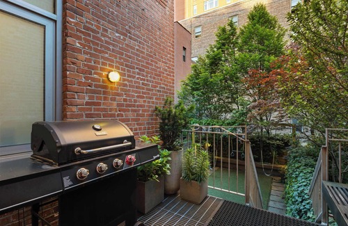 Manhattan Valley House | Morningside Manor by RoveTravel |Upper Westside TH
