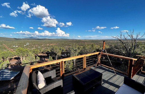 Ash Fork RV Rental | MOST UNIQUE 1-bedroom Dome in Williams with WiFi access