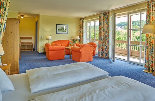 Haarbach House | Motel ∙ 3 guests