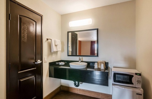 Bell Gardens Hotel | Motel 6 Bell Gardens, CA - Los Angeles