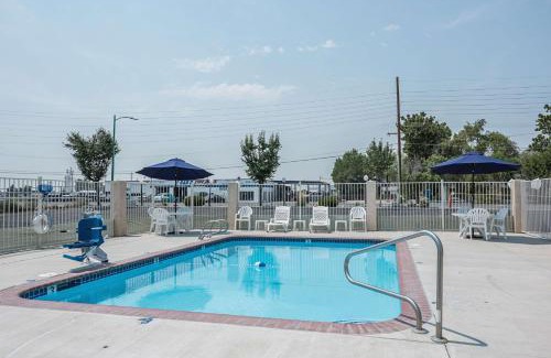 Fallon Hotel | Motel 6-Fallon, NV